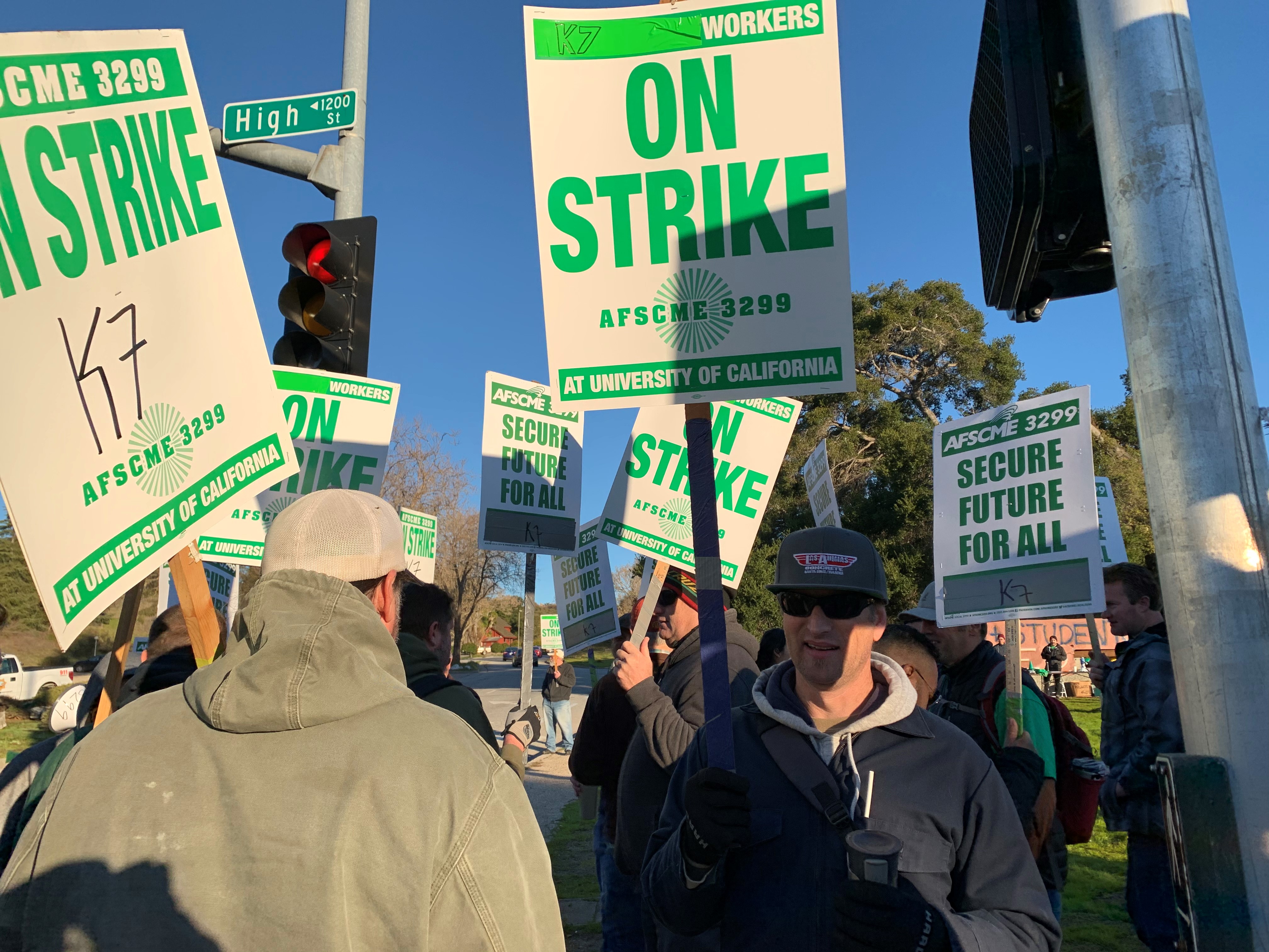 UC Santa Cruz Skilled Workers Forced to Go On Strike